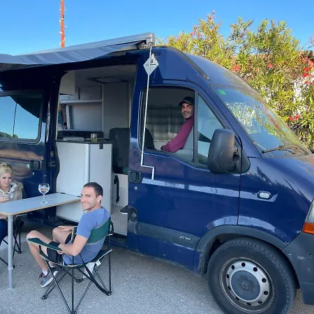 Camper Van * Πλάγια ντε λας Αμέρικας
