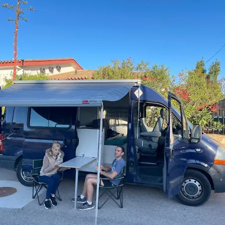 Camper Van Κάμπινγκ Πλάγια ντε λας Αμέρικας