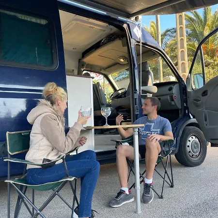 Camper Van * Πλάγια ντε λας Αμέρικας